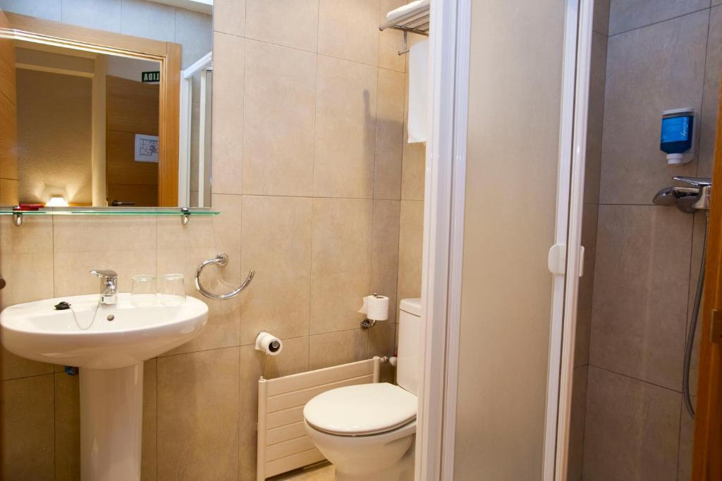 Hostal Abodi Пампона Стая снимка