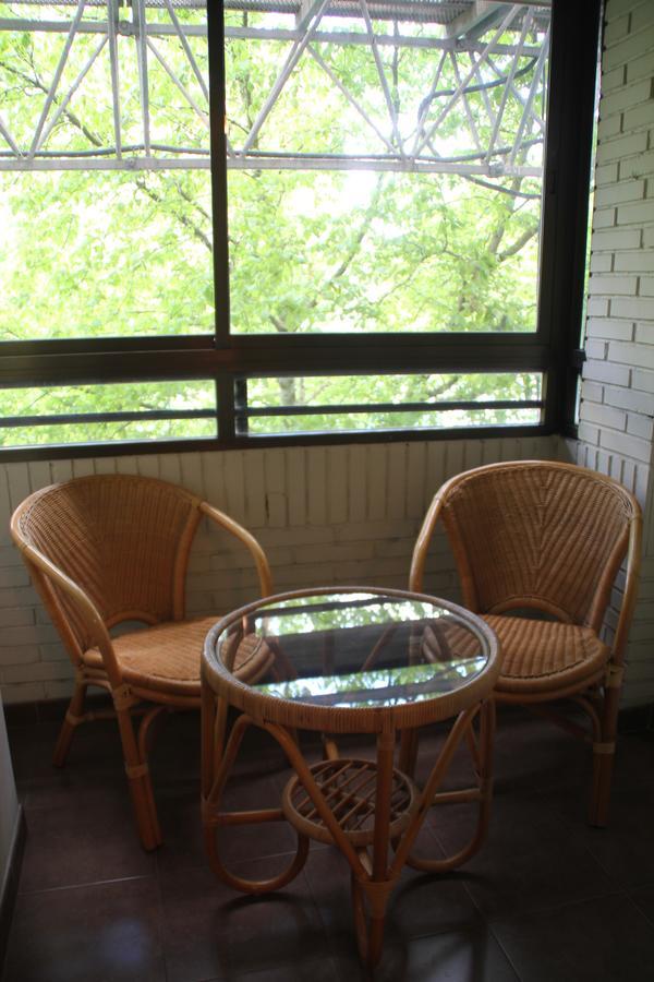 Hostal Abodi Пампона Екстериор снимка
